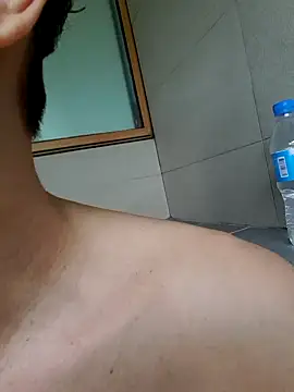 Snapshot of KennyLOVERboy chatting on 12.14.24 KennyLOVERboy online show from 12.14.24