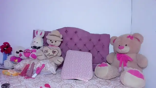 Snapshot of Dana_Jeins chatting on 02.12.26 Dana Jeins online show from 02.12.26