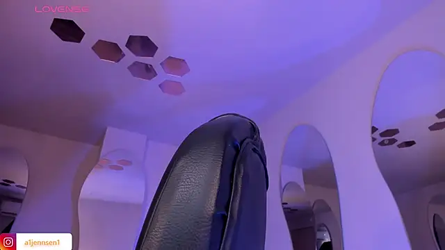 AllyJensen online show from 02.01.25
