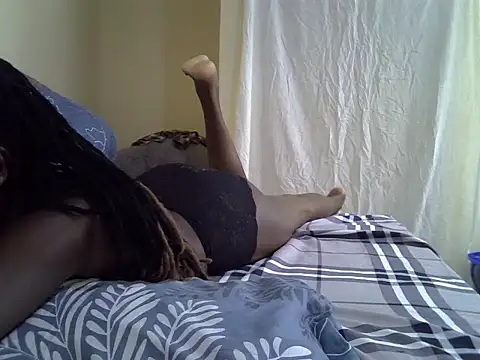 skinnysexynaughty online show from 06.13.26
