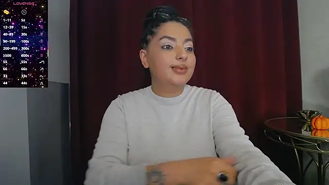 Snapshot of BustyAllyy chatting on 10.23.25 BustyAllyy online show from 10.23.25