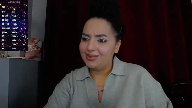 Snapshot of BustyAllyy chatting on 11.10.25 BustyAllyy online show from 11.10.25