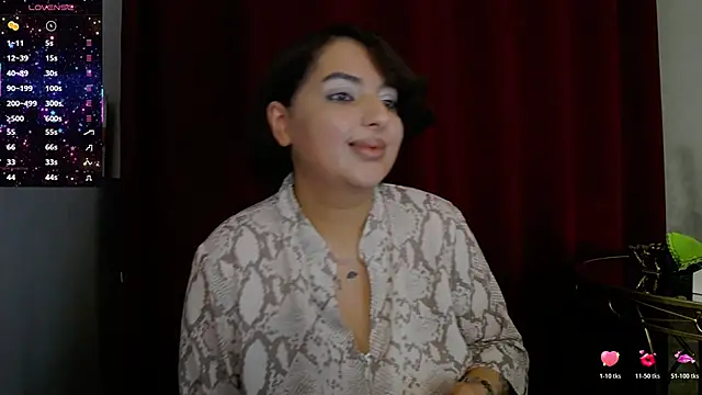 Snapshot of BustyAllyy chatting on 11.11.25 BustyAllyy online show from 11.11.25