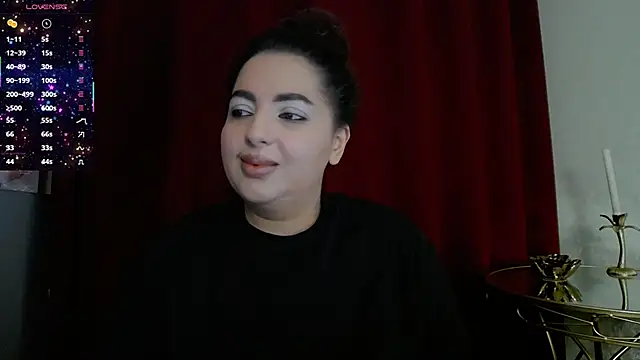 Snapshot of BustyAllyy chatting on 11.12.25 BustyAllyy online show from 11.12.25