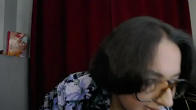 Snapshot of BustyAllyy chatting on 12.03.25 BustyAllyy online show from 12.03.25