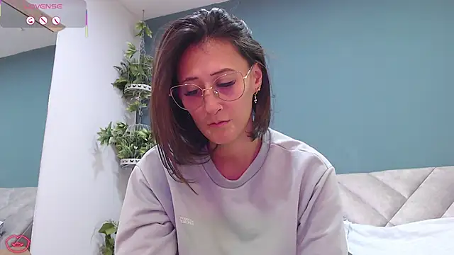 Snapshot of SharisWillian chatting on 01.23.25 SharisWillian online show from 01.23.25