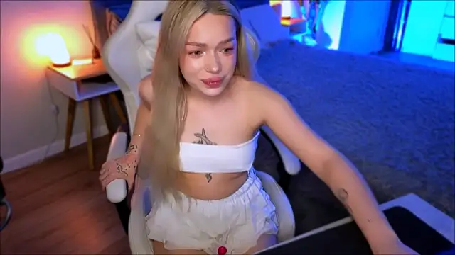 Lily Yin online show from 02.07.26