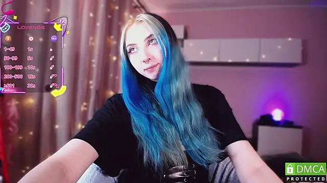 JustMeowGirl online show from 10.25.25