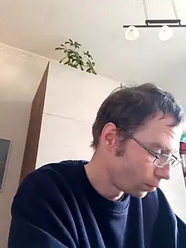 Schnubby1 online show from 01.21.25