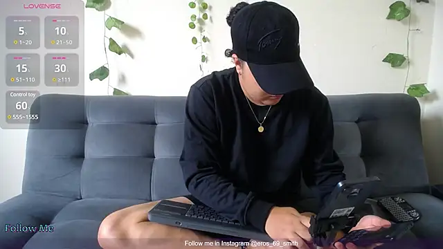 Snapshot of Eros_Smit chatting on 02.22.25 Eros Smit online show from 02.22.25