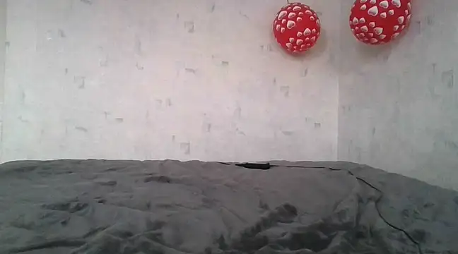 Snapshot of AngelinaLove28 chatting on 02.15.25 AngelinaLove28 online show from 02.15.25