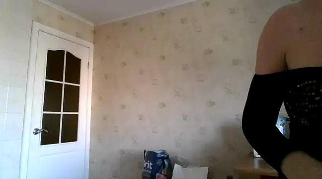 Snapshot of AngelinaLove28 chatting on 02.25.25 AngelinaLove28 online show from 02.25.25