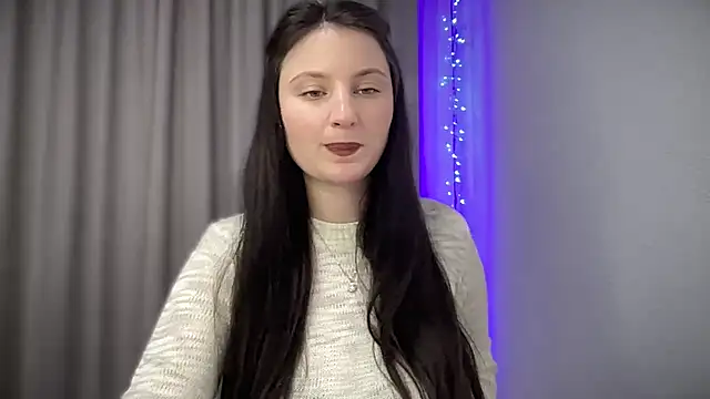 Snapshot of LocaAlis chatting on 03.18.25 LocaAlis online show from 03.18.25