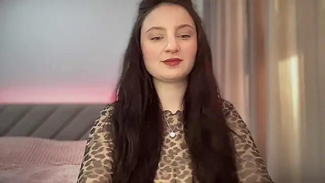 Snapshot of LocaAlis chatting on 03.22.25 LocaAlis online show from 03.22.25
