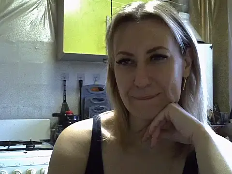 AshleyXHoney online show from 11.10.25