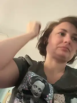 Snapshot of MilfyMrsRobinson chatting on 01.19.26 MilfyMrsRobinson online show from 01.19.26