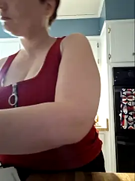 Snapshot of MilfyMrsRobinson chatting on 02.11.26 MilfyMrsRobinson online show from 02.11.26