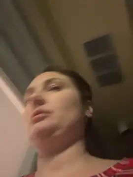 Snapshot of MilfyMrsRobinson chatting on 02.15.26 MilfyMrsRobinson online show from 02.15.26