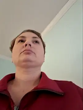 Snapshot of MilfyMrsRobinson chatting on 02.15.26 MilfyMrsRobinson online show from 02.15.26