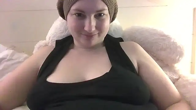 Snapshot of MilfyMrsRobinson chatting on 02.26.26 MilfyMrsRobinson online show from 02.26.26