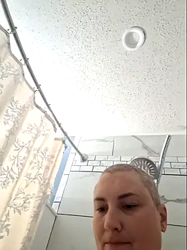 MilfyMrsRobinson online show from 05.05.26