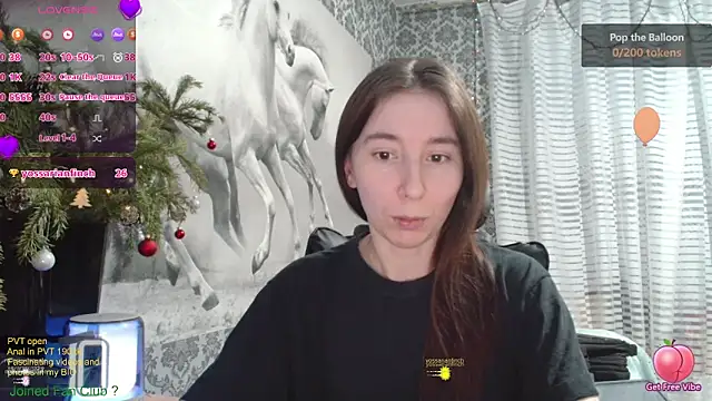 Snapshot of Wowpornoo chatting on 12.19.24 Wowpornoo online show from 12.19.24