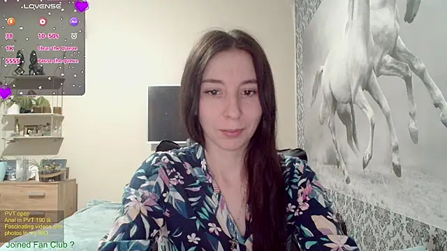 Snapshot of Wowpornoo chatting on 01.31.25 Wowpornoo online show from 01.31.25