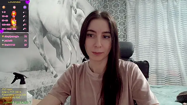 Snapshot of Wowpornoo chatting on 02.23.25 Wowpornoo online show from 02.23.25