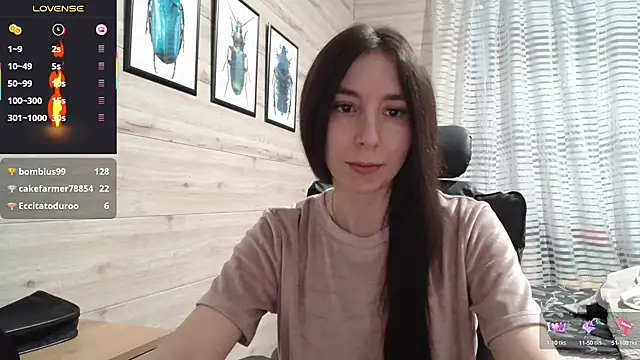 Snapshot of Wowpornoo chatting on 03.22.25 Wowpornoo online show from 03.22.25