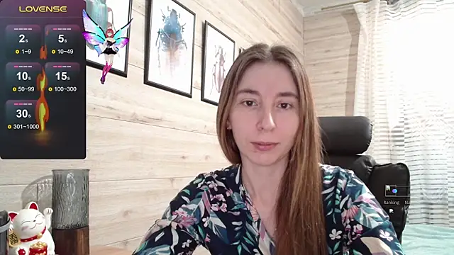 Snapshot of Wowpornoo chatting on 10.26.25 Wowpornoo online show from 10.26.25