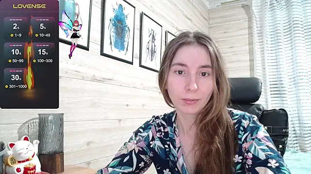 Snapshot of Wowpornoo chatting on 10.29.25 Wowpornoo online show from 10.29.25