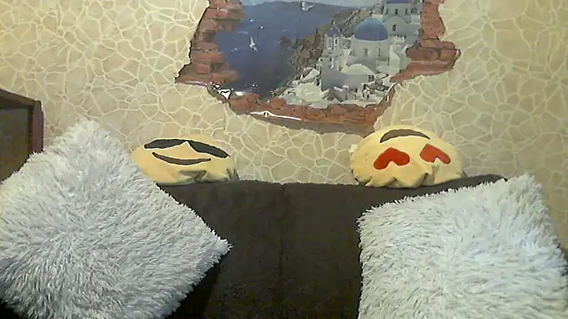 Snapshot of MerryBerry chatting on 10.02.25 MerryBerry online show from 10.02.25