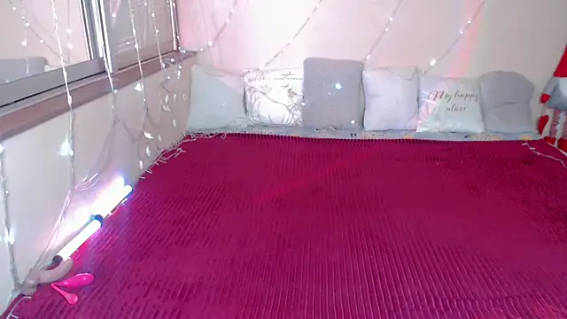 Snapshot of LizaSenri chatting on 01.10.26 LizaSenri online show from 01.10.26