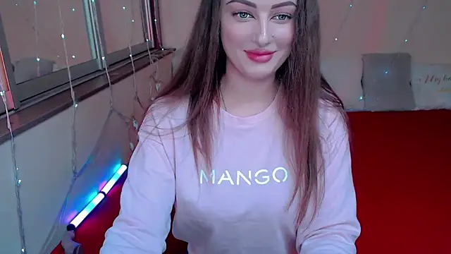 Snapshot of LizaSenri chatting on 02.03.26 LizaSenri online show from 02.03.26