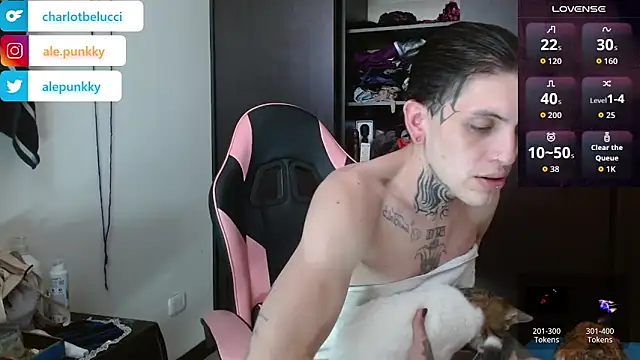 charlotbelucci  online show from 12.22.25