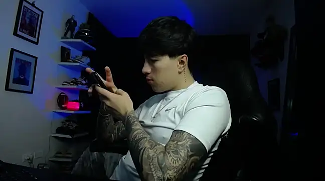 Snapshot of jung_dragon chatting on 01.19.25 jung dragon online show from 01.19.25