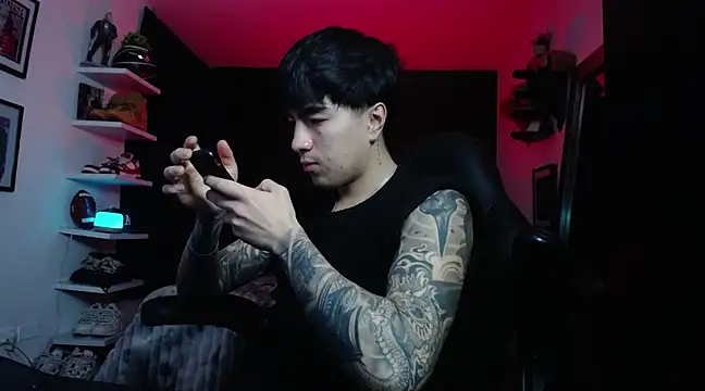 Snapshot of jung_dragon chatting on 02.23.25 jung dragon online show from 02.23.25