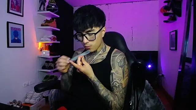 jung dragon online show from 12.17.25