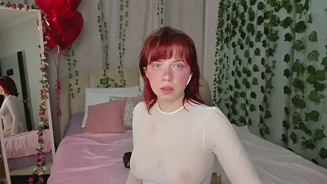 Love is Lola online show from 02.19.26