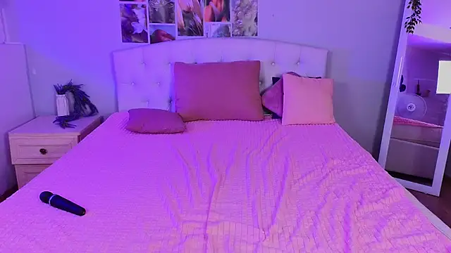 JessicaCartier online show from 02.14.25