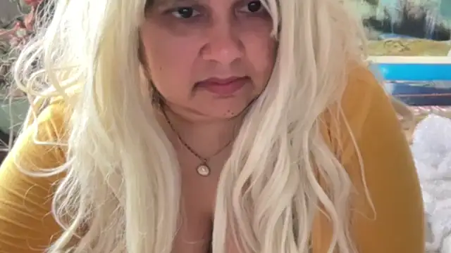 MelanieFawker online show from 09.10.25