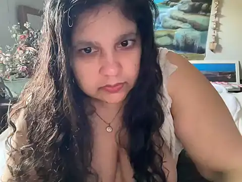 MelanieFawker online show from 11.17.25