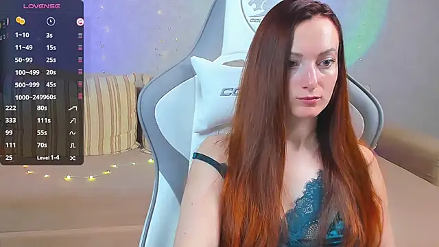 Snapshot of FlamyGold chatting on 01.23.25 FlamyGold online show from 01.23.25