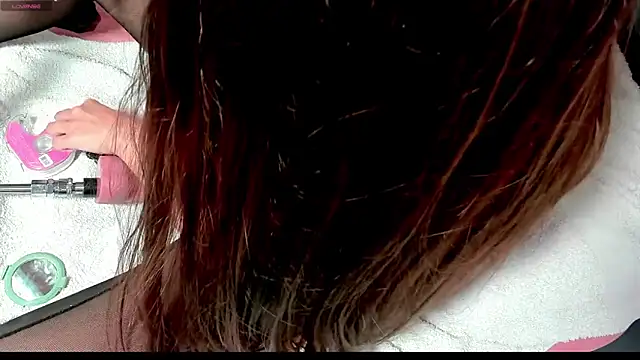 Snapshot of blondeb201 chatting on 02.01.25 blondeb201 online show from 02.01.25