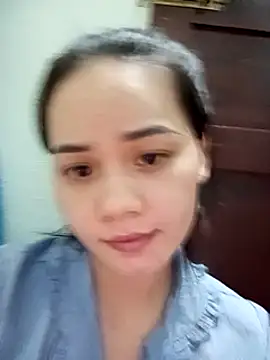 Ngoc-Trinh online show from 01.05.25