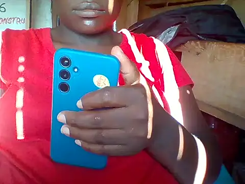 Snapshot of missarpie chatting on 04.01.26 missarpie online show from 04.01.26