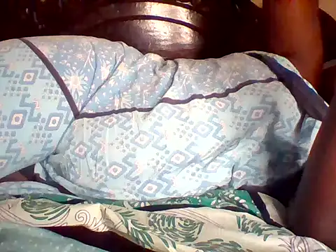 Snapshot of missarpie chatting on 04.03.26 missarpie online show from 04.03.26