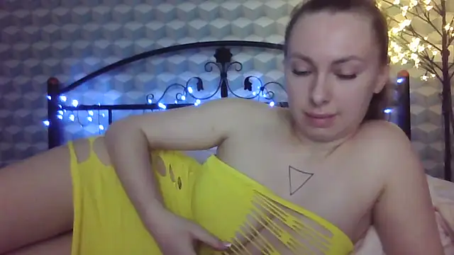 Snapshot of _Leslyy_Solo_1 chatting on 02.08.25 Leslyy Solo 1 online show from 02.08.25