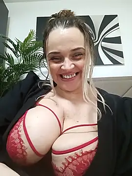 hugebobbs online show from 01.19.26