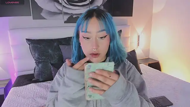 sofi bakerr online show from 12.05.25